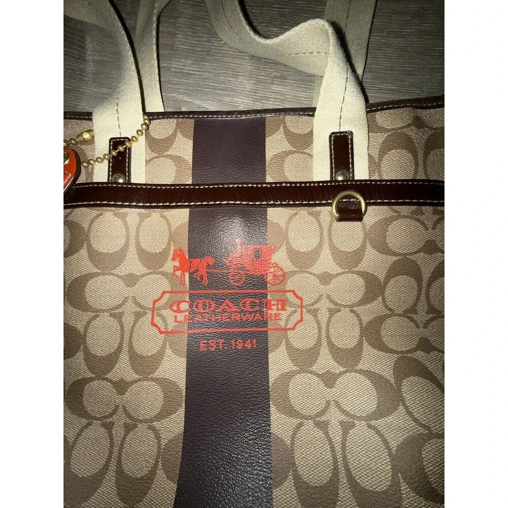 Coach heritage signature